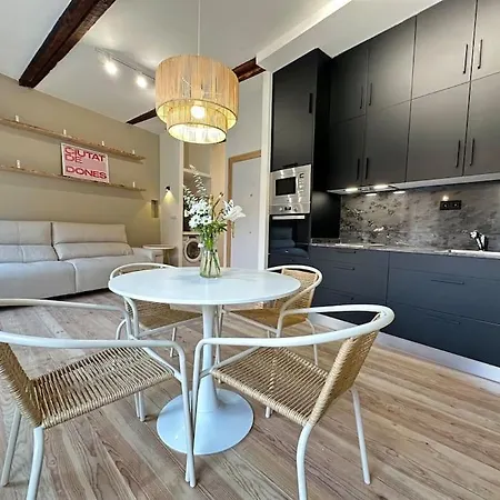 Ybh Pracer 19 I Apartament *