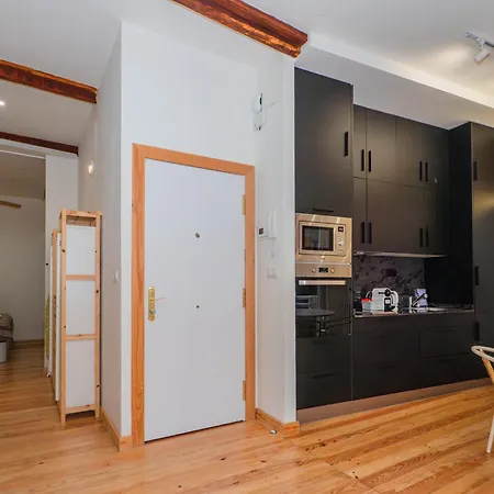 Ybh Pracer 19 I Apartament *