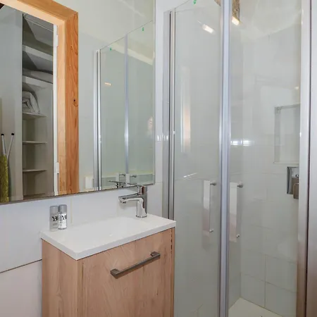 Ybh Pracer 19 I Apartament *